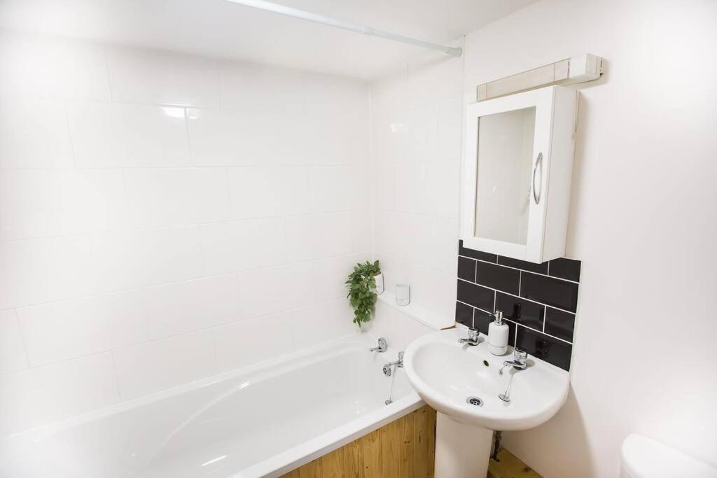Apartamento The Basement Exeter Exterior foto